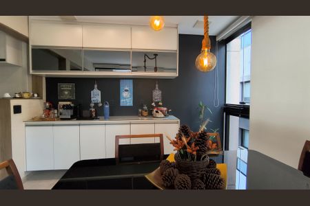 Apartamento à venda com 156m², 3 quartos e 2 vagas Apartamento à venda com 156m², 3 quartos e 2 vagasVaranda