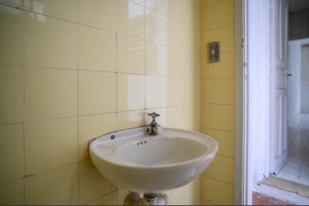 Casa à venda com 109m², 2 quartos e sem vagaLavabo 