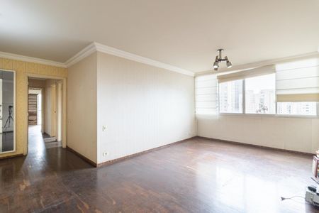 Sala de apartamento à venda com 3 quartos, 130m² em Moema, São Paulo