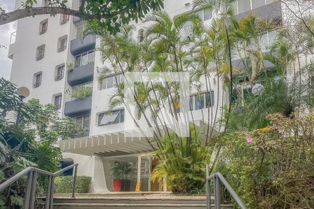 Apartamento à venda com 130m², 3 quartos e 1 vagaFachada