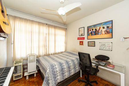 Apartamento à venda com 220m², 4 quartos e 1 vagaQuarto 2