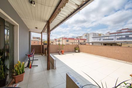 Apartamento à venda com 220m², 4 quartos e 1 vagaCobertura