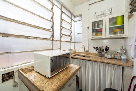 Apartamento à venda com 220m², 4 quartos e 1 vagaÁrea de Serviço