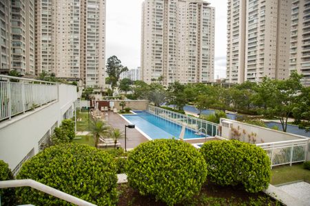 Apartamento à venda com 65m², 2 quartos e 1 vaga Apartamento à venda com 65m², 2 quartos e 1 vagaPiscina