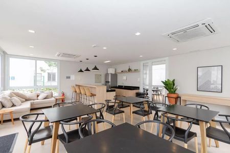 Apartamento à venda com 43m², 2 quartos e sem vagaÁrea comum