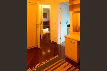Suíte de apartamento à venda com 2 quartos, 65m² em Vila Gumercindo, São Paulo
