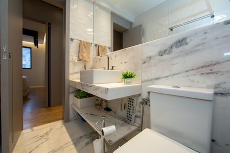 Apartamento à venda com 204m², 3 quartos e 3 vagasBANHEIRO2