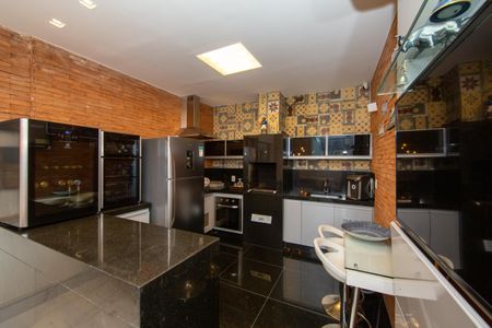 Apartamento à venda com 204m², 3 quartos e 3 vagasESPACO GOURMET