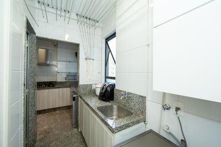 Apartamento à venda com 204m², 3 quartos e 3 vagasAREA DE SERVICO