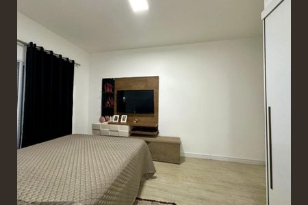 Foto 01 de casa de condomínio à venda com 3 quartos, 198m² em Swiss Park, Campinas
