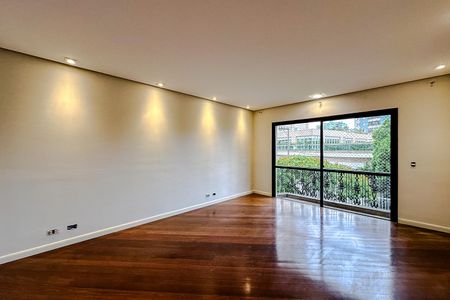 Apartamento à venda com 132m², 3 quartos e 2 vagas Apartamento à venda com 132m², 3 quartos e 2 vagasSala