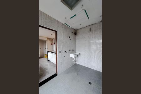 Apartamento à venda com 132m², 3 quartos e 2 vagas Apartamento à venda com 132m², 3 quartos e 2 vagasÁrea de Serviço