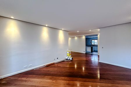 Apartamento à venda com 132m², 3 quartos e 2 vagas Apartamento à venda com 132m², 3 quartos e 2 vagasSala