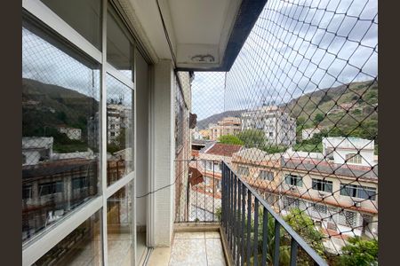 Apartamento à venda com 114m², 3 quartos e 2 vagasVaranda