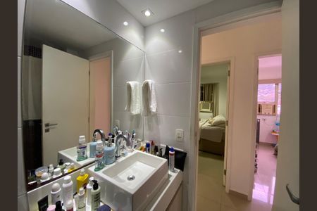 Apartamento à venda com 114m², 3 quartos e 2 vagasBanheiro