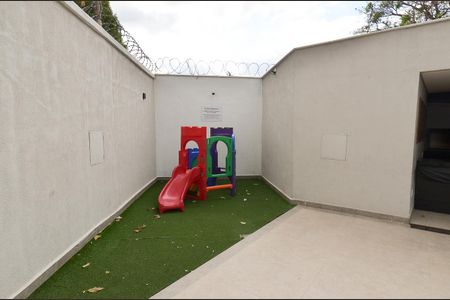 Apartamento à venda com 75m², 3 quartos e 1 vaga Apartamento à venda com 75m², 3 quartos e 1 vagaÁrea comum - Playground