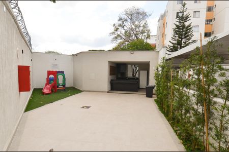 Apartamento à venda com 75m², 3 quartos e 1 vaga Apartamento à venda com 75m², 3 quartos e 1 vagaÁrea comum - Playground