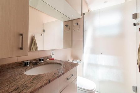 Apartamento à venda com 93m², 4 quartos e sem vagaBanheiro Social