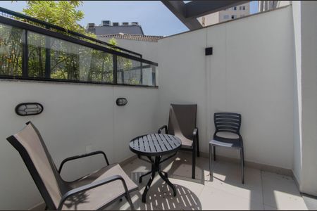 Varanda de kitnet/studio à venda com 1 quarto, 34m² em Vila Mariana, São Paulo