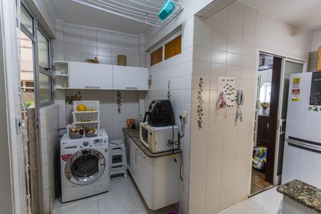 Apartamento à venda com 127m², 3 quartos e 1 vagaÁrea de Serviço