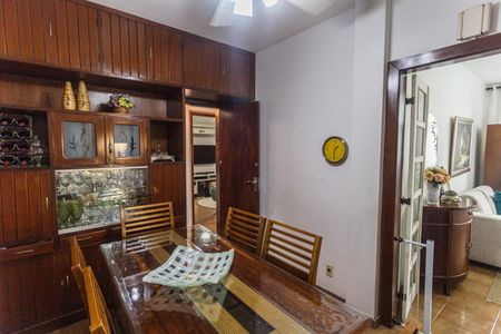 Apartamento à venda com 127m², 3 quartos e 1 vagaCopa