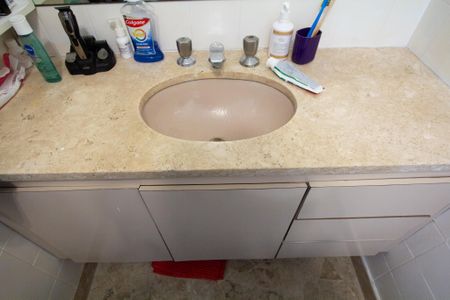 Apartamento à venda com 97m², 3 quartos e 1 vagaBanheiro da Suíte