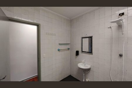 Casa para alugar com 130m², 2 quartos e 2 vagas Casa para alugar com 130m², 2 quartos e 2 vagasBanheiro