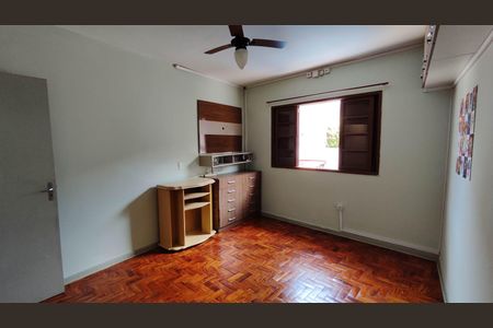 Quarto 1 de casa para alugar com 2 quartos, 130m² em Parque Cruzeiro do Sul, São Paulo