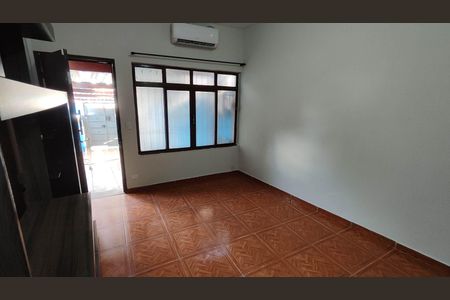 Sala de casa para alugar com 2 quartos, 130m² em Parque Cruzeiro do Sul, São Paulo
