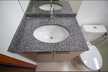 Apartamento para alugar com 57m², 2 quartos e 1 vagaBanheiro da Suíte