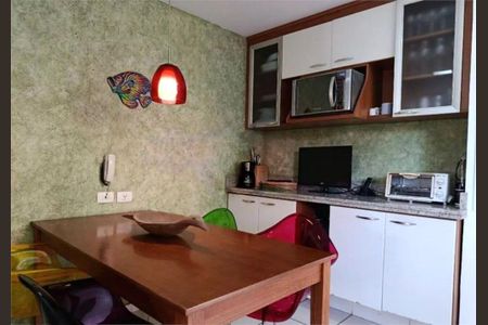 Casa à venda com 3 quartos, 136m² em Jardim Bonfiglioli, São Paulo