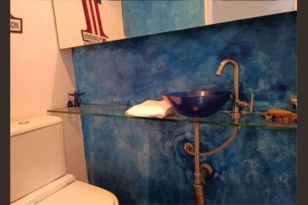 Casa à venda com 3 quartos, 136m² em Jardim Bonfiglioli, São Paulo