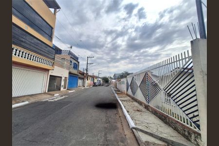 Casa à venda com 1 quarto, 74m² em Vila Campo Grande, São Paulo