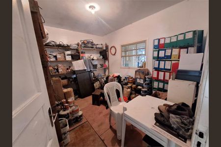 Casa à venda com 1 quarto, 74m² em Vila Campo Grande, São Paulo