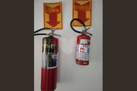 Casa à venda com 341m², 2 quartos e 4 vagas