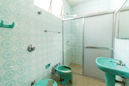 Casa à venda com 161m², 3 quartos e 2 vagas