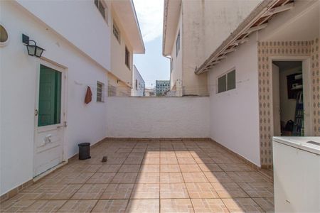 Casa à venda com 161m², 3 quartos e 2 vagas