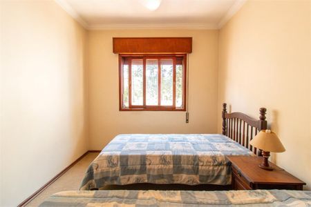 Casa à venda com 161m², 3 quartos e 2 vagas