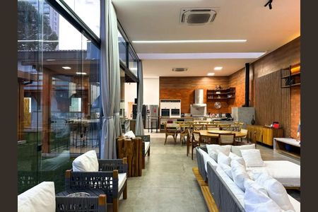 Casa à venda com 5 quartos, 500m² em Campo Belo, São Paulo