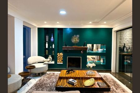 Casa à venda com 5 quartos, 500m² em Campo Belo, São Paulo