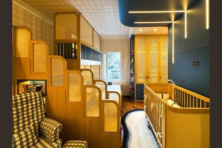 Casa à venda com 5 quartos, 500m² em Campo Belo, São Paulo