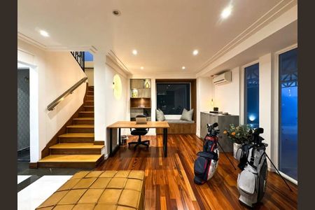 Casa à venda com 5 quartos, 500m² em Campo Belo, São Paulo