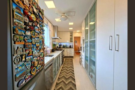 Apartamento à venda com 193m², 4 quartos e 3 vagas