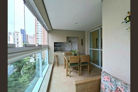 Apartamento à venda com 193m², 4 quartos e 3 vagas