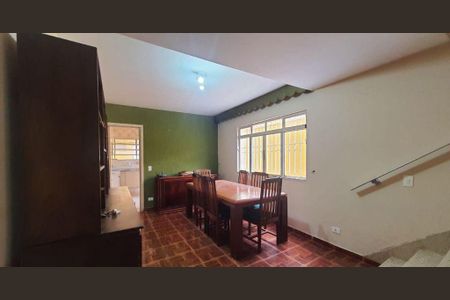 Casa à venda com 4 quartos, 230m² em Conjunto Residencial Butanta, São Paulo