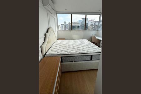 Apartamento à venda com 1 quarto, 73m² em Vila Nova Conceição, São Paulo