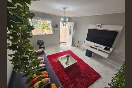 Casa à venda com 2 quartos, 97m² em Caxingui, São Paulo