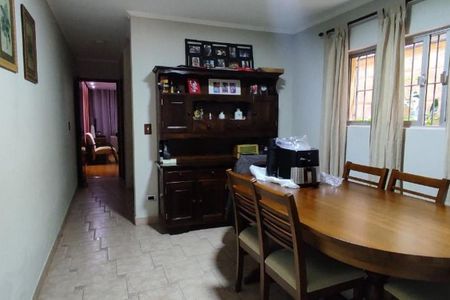 Casa à venda com 3 quartos, 155m² em Vila Indiana, São Paulo