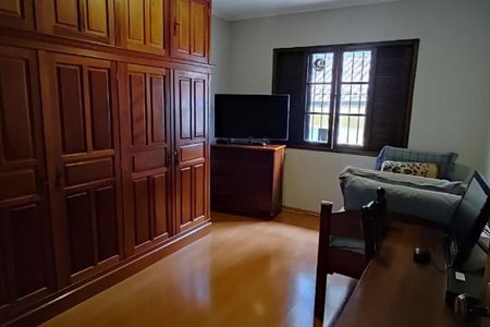 Casa à venda com 3 quartos, 155m² em Vila Indiana, São Paulo