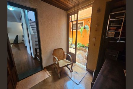 Casa à venda com 340m², 3 quartos e 2 vagas